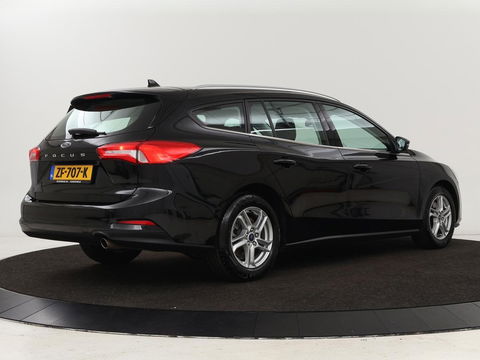 Ford Focus 1.0 EcoBoost Trend Edition Business | Carplay | Navigatie | Cruise control | Parkeerhulp | Airco | Bluetooth | Lichtmetalen velgen