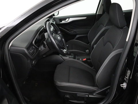 Ford Focus 1.0 EcoBoost Trend Edition Business | Carplay | Navigatie | Cruise control | Parkeerhulp | Airco | Bluetooth | Lichtmetalen velgen
