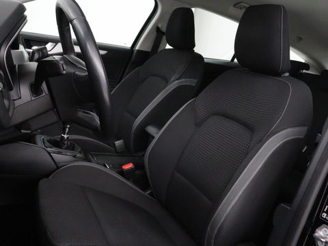 Ford Focus 1.0 EcoBoost Trend Edition Business | Carplay | Navigatie | Cruise control | Parkeerhulp | Airco | Bluetooth | Lichtmetalen velgen
