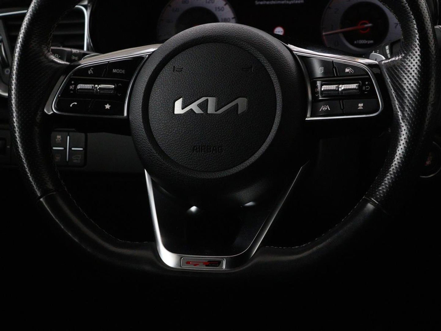 Kia ProCeed 1.5 T-GDi GT-Line | Panoramadak | Trekhaak | Stoel & stuurverwarming | Adaptive cruise | Camera | Carplay | Leder/Alcantara | Full LED | Navigatie | Keyless