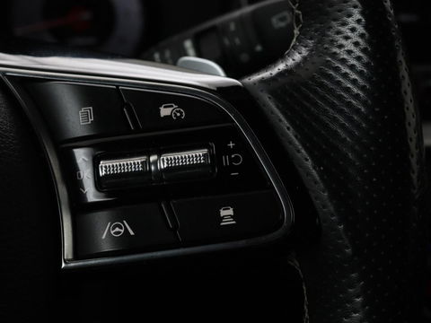 Kia ProCeed 1.5 T-GDi GT-Line | Panoramadak | Trekhaak | Stoel & stuurverwarming | Adaptive cruise | Camera | Carplay | Leder/Alcantara | Full LED | Navigatie | Keyless