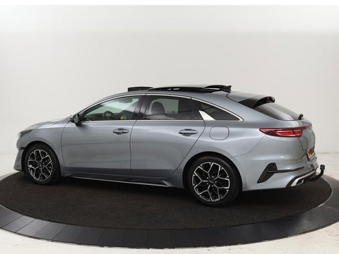 Kia ProCeed 1.5 T-GDi GT-Line | Panoramadak | Trekhaak | Stoel & stuurverwarming | Adaptive cruise | Camera | Carplay | Leder/Alcantara | Full LED | Navigatie | Keyless