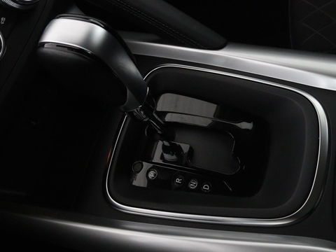Renault Kadjar 1.3 TCe Techno | Automaat | Stoelverwarming | Trekhaak | Carplay | Camera | Half leder | Keyless | Full LED