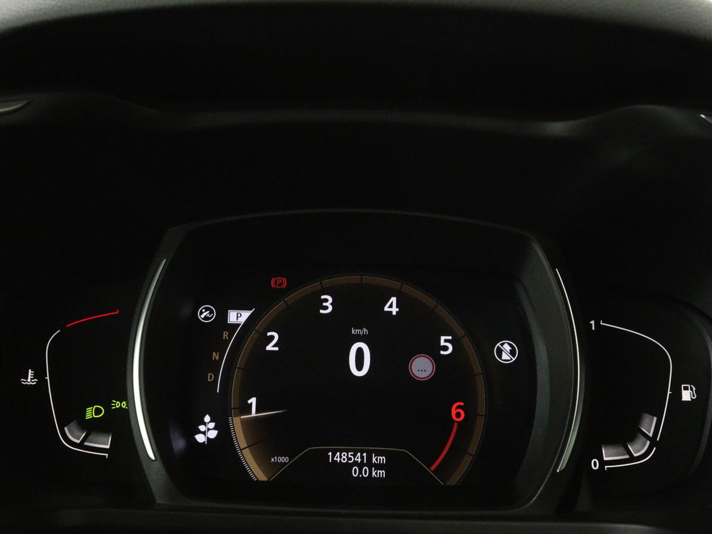 Renault Kadjar 1.3 TCe Techno | Automaat | Stoelverwarming | Trekhaak | Carplay | Camera | Half leder | Keyless | Full LED
