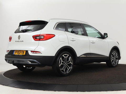 Renault Kadjar 1.3 TCe Techno | Automaat | Stoelverwarming | Trekhaak | Carplay | Camera | Half leder | Keyless | Full LED