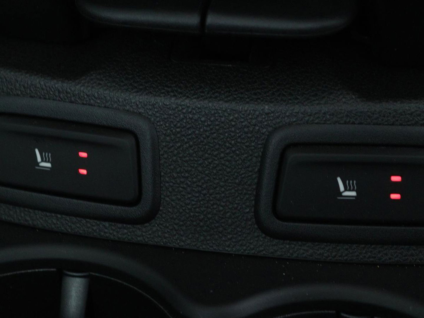 Renault Kadjar 1.3 TCe Techno | Automaat | Stoelverwarming | Trekhaak | Carplay | Camera | Half leder | Keyless | Full LED