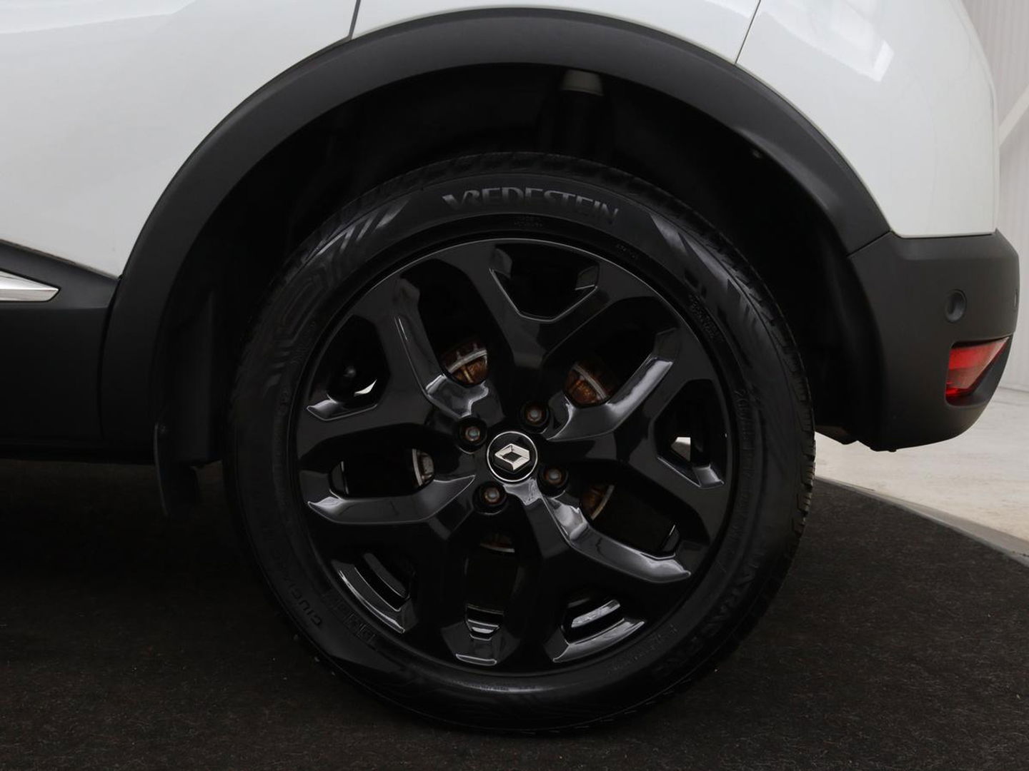 Renault Captur 1.2 TCe Intens | Automaat | Full LED | Navigatie | Keyless | Camera | Climate control | Android Auto | Parkeerhulp | Cruise control