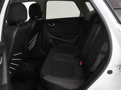 Renault Captur 1.2 TCe Intens | Automaat | Full LED | Navigatie | Keyless | Camera | Climate control | Android Auto | Parkeerhulp | Cruise control