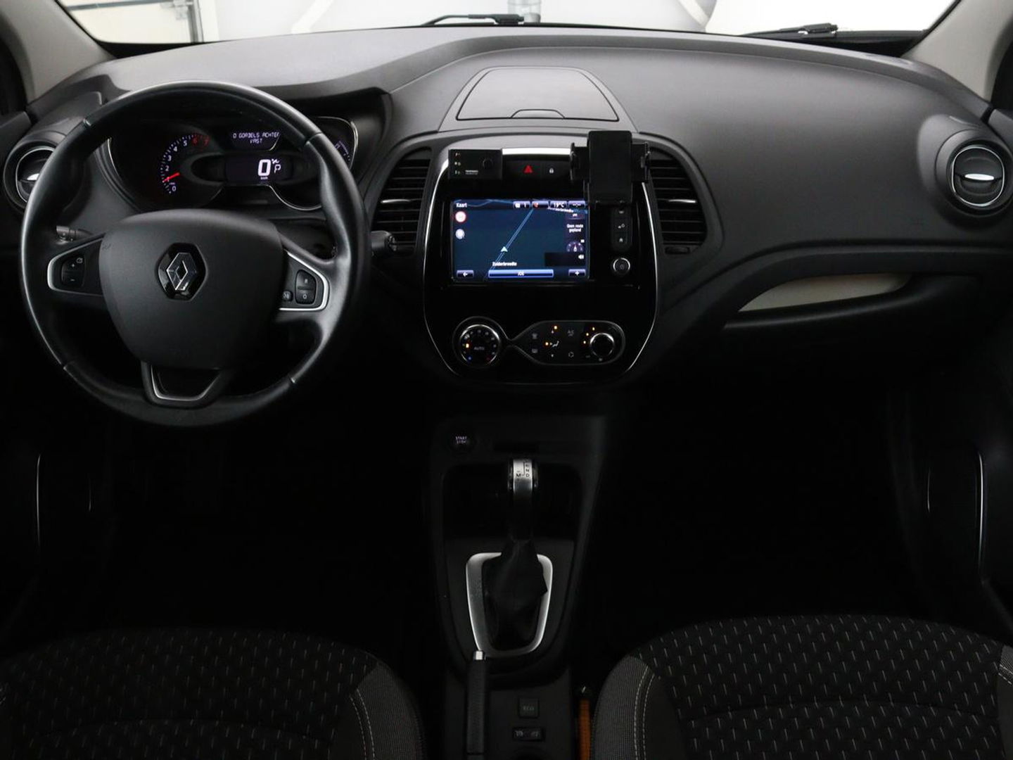 Renault Captur 1.2 TCe Intens | Automaat | Full LED | Navigatie | Keyless | Camera | Climate control | Android Auto | Parkeerhulp | Cruise control