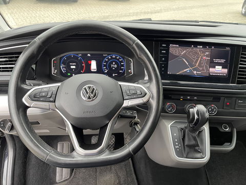 Volkswagen Transporter 2.0 TDI 150pk DSG automaat L2H1 30 DC 5 persoons Bulli / nieuwe koppeling vliegwiel / vaste prijs rijklaar € 32.950 ex btw / lease vanaf € / leer / 19 inch wielen / dubbele schuifdeur