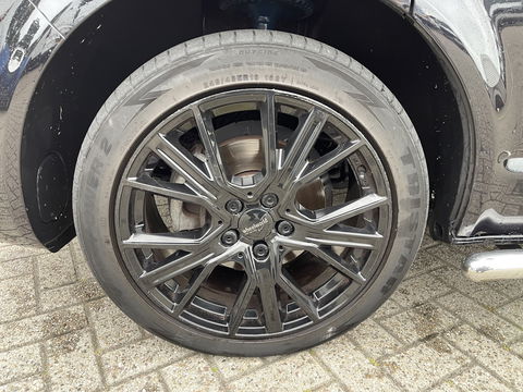 Volkswagen Transporter 2.0 TDI 150pk DSG automaat L2H1 30 DC 5 persoons Bulli / nieuwe koppeling vliegwiel / vaste prijs rijklaar € 32.950 ex btw / lease vanaf € / leer / 19 inch wielen / dubbele schuifdeur