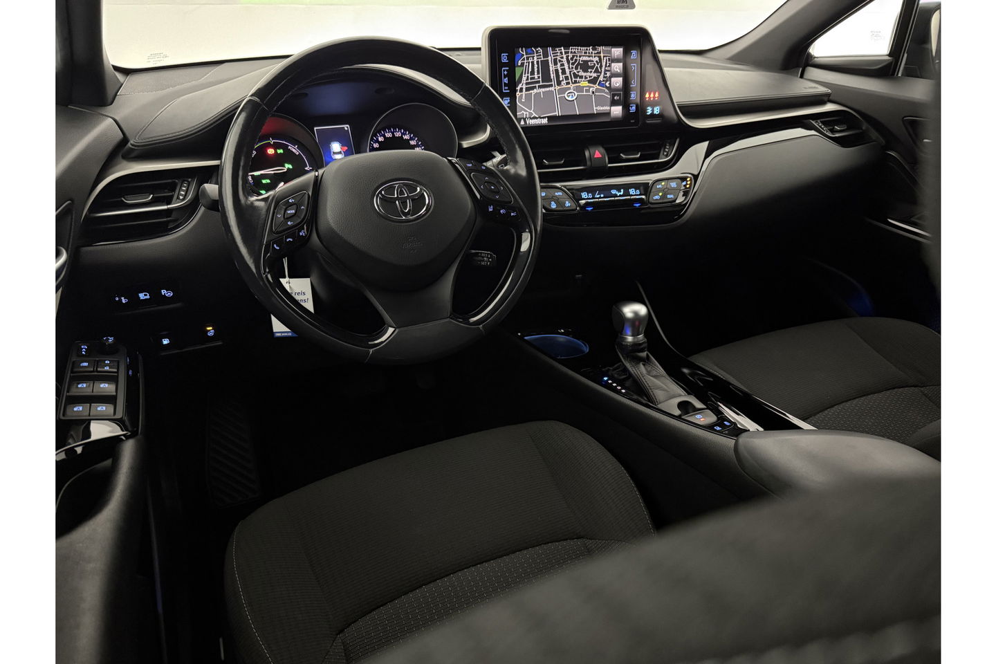 Toyota C-HR 1.8 Hybrid 148PK LED Camera Navi Clima Cruise Parkeersensoren 18"LMV