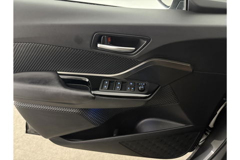 Toyota C-HR 1.8 Hybrid 148PK LED Camera Navi Clima Cruise Parkeersensoren 18"LMV