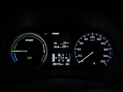 Mitsubishi Outlander 2.0 PHEV Business Edition X-Line AWD Aut. *NAVI-FULLMAP | LEATHER-FABRIC | COMFORT-SEATS | CAMERA | ECC | KEYLESS | SHIFT-PADDLES | TOWBAR | 16"ALU*