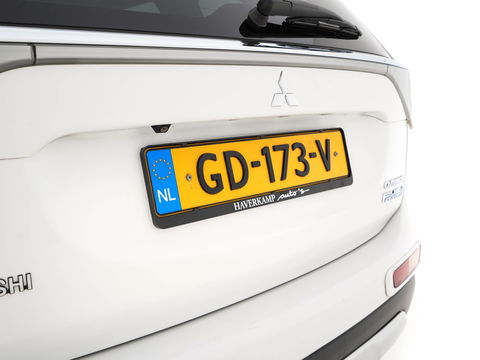 Mitsubishi Outlander 2.0 PHEV Business Edition X-Line AWD Aut. *NAVI-FULLMAP | LEATHER-FABRIC | COMFORT-SEATS | CAMERA | ECC | KEYLESS | SHIFT-PADDLES | TOWBAR | 16"ALU*