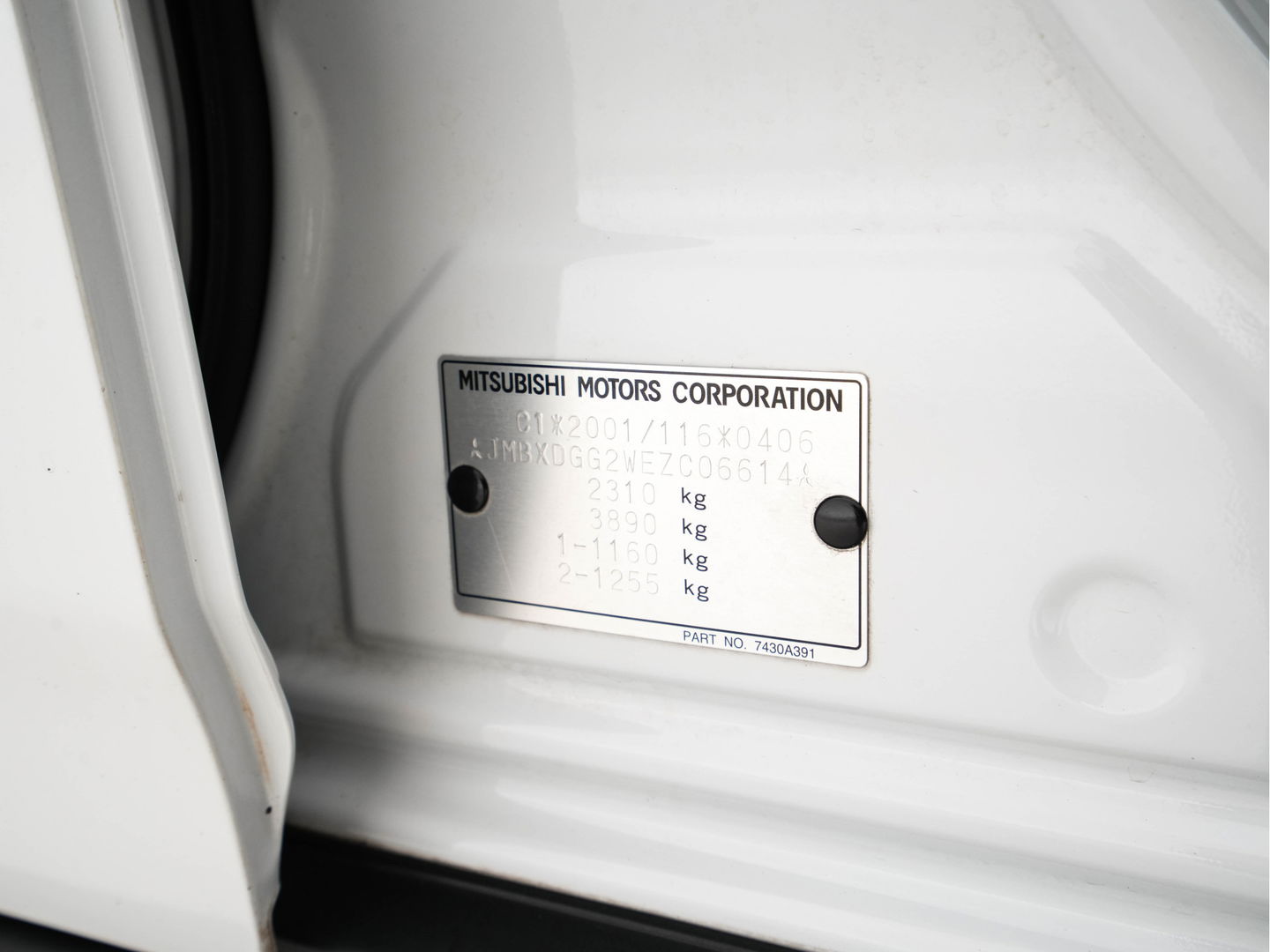 Mitsubishi Outlander 2.0 PHEV Business Edition X-Line AWD Aut. *NAVI-FULLMAP | LEATHER-FABRIC | COMFORT-SEATS | CAMERA | ECC | KEYLESS | SHIFT-PADDLES | TOWBAR | 16"ALU*