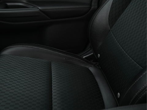 Mitsubishi Outlander 2.0 PHEV Business Edition X-Line AWD Aut. *NAVI-FULLMAP | LEATHER-FABRIC | COMFORT-SEATS | CAMERA | ECC | KEYLESS | SHIFT-PADDLES | TOWBAR | 16"ALU*