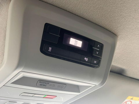 Volkswagen Transporter 2.0 TDI L2H1 Bulli DC Dubbel cabine | Standkachel | Digital Cockpit | 2x Schuifdeur |LED |