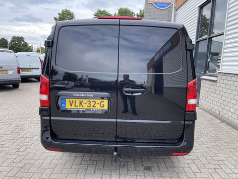 Mercedes-Benz Vito 116 CDI automaat Lang L2H1 / DC 5 persoons / vaste prijs rijklaar € 30.950 ex btw / lease vanaf € / bruin leer ! / airco / cruise / achterdeuren / trekhaak 2500 kg