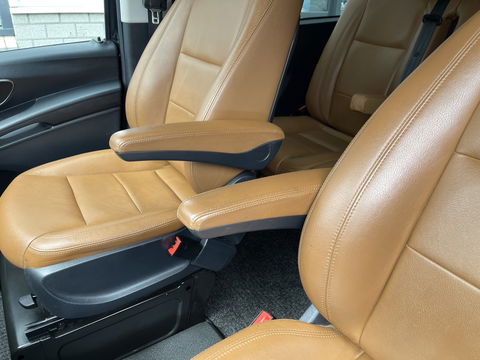 Mercedes-Benz Vito 116 CDI automaat Lang L2H1 / DC 5 persoons / vaste prijs rijklaar € 30.950 ex btw / lease vanaf € / bruin leer ! / airco / cruise / achterdeuren / trekhaak 2500 kg