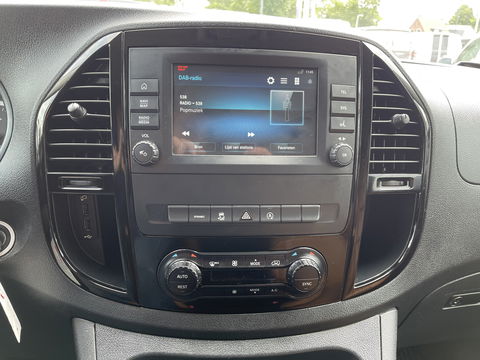 Mercedes-Benz Vito 116 CDI automaat Lang L2H1 / DC 5 persoons / vaste prijs rijklaar € 30.950 ex btw / lease vanaf € / bruin leer ! / airco / cruise / achterdeuren / trekhaak 2500 kg