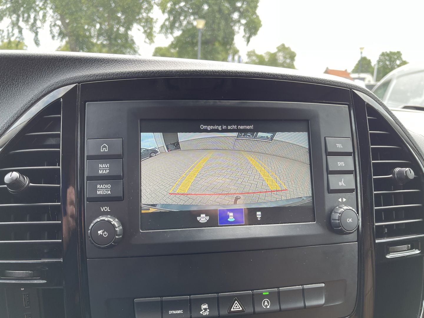 Mercedes-Benz Vito 116 CDI automaat Lang L2H1 / DC 5 persoons / vaste prijs rijklaar € 30.950 ex btw / lease vanaf € / bruin leer ! / airco / cruise / achterdeuren / trekhaak 2500 kg