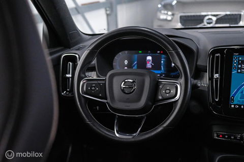 Volvo XC40 Recharge P8 AWD R-Design 408 pk | DAB | alcantara | LED | Rijklaarprijs |