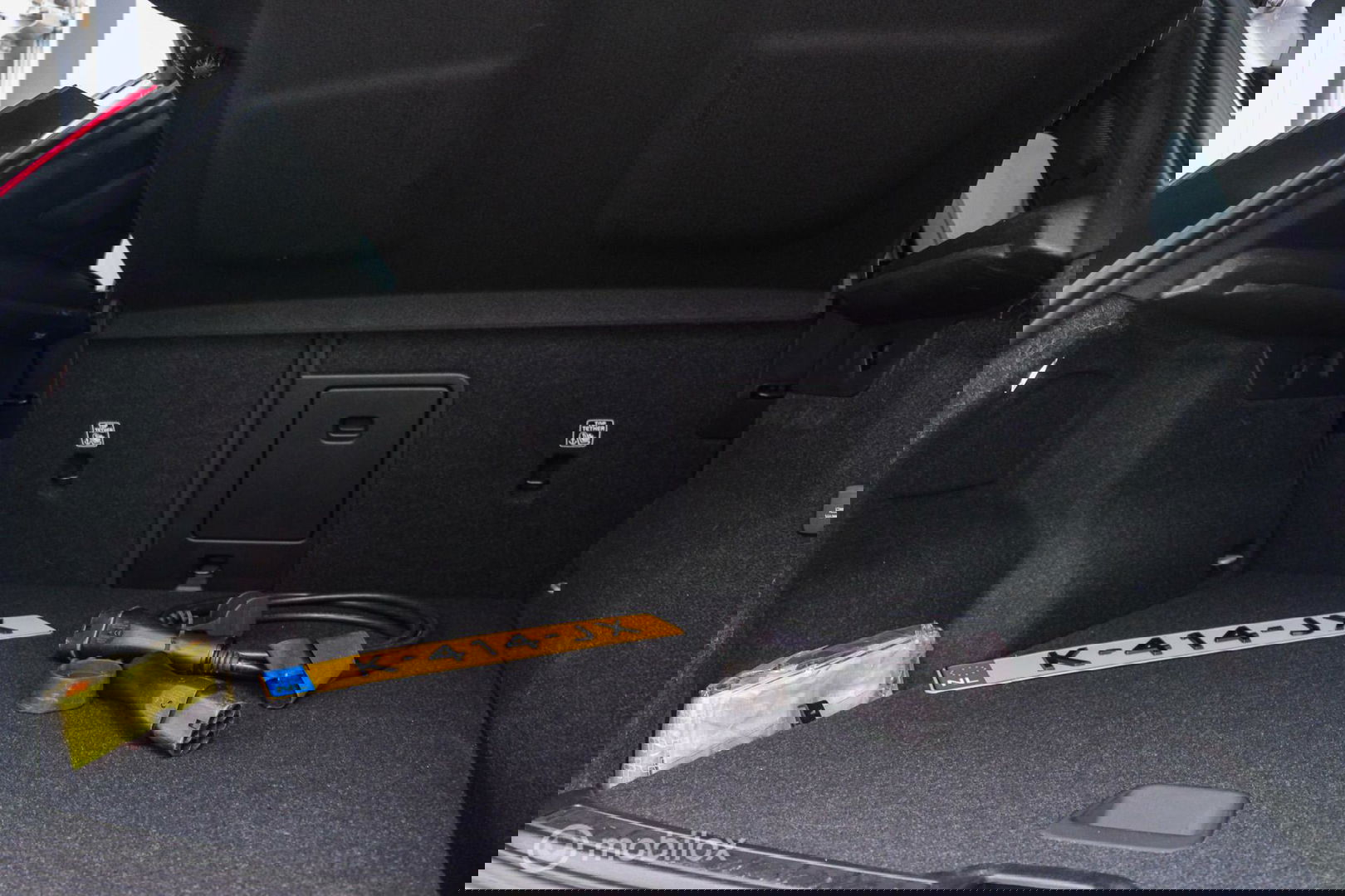 Volvo XC40 Recharge P8 AWD R-Design 408 pk | DAB | alcantara | LED | Rijklaarprijs |