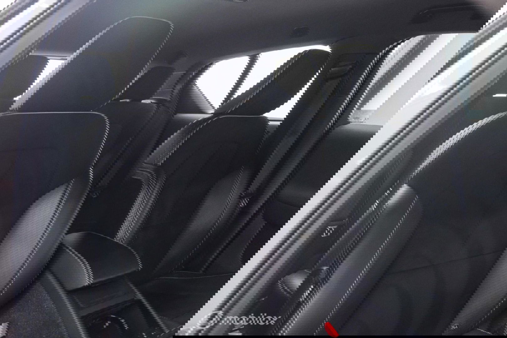 Volvo XC40 Recharge P8 AWD R-Design 408 pk | DAB | alcantara | LED | Rijklaarprijs |