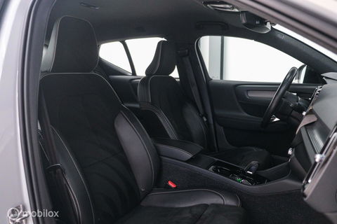 Volvo XC40 Recharge P8 AWD R-Design 408 pk | DAB | alcantara | LED | Rijklaarprijs |