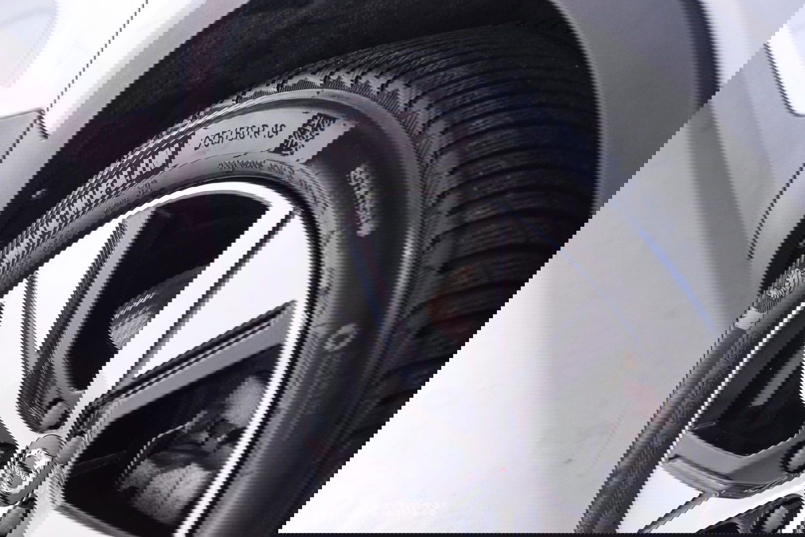 Volvo XC40 Recharge P8 AWD R-Design 408 pk | DAB | alcantara | LED | Rijklaarprijs |