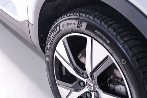 Volvo XC40 Recharge P8 AWD R-Design 408 pk | DAB | alcantara | LED | Rijklaarprijs |