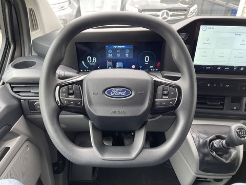 Ford Transit Custom 340 2.0 TDCI L2H1 Trend DC 6 persoons / NIEUW / bpm vrij / rijklaar € 39.950 ex btw / lease vanaf € 715 / direct leverbaar / airco / cruise / apple carplay / camera / magnetic grey metallic