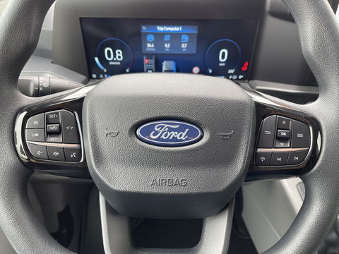 Ford Transit Custom 340 2.0 TDCI L2H1 Trend DC 6 persoons / NIEUW / bpm vrij / rijklaar € 39.950 ex btw / lease vanaf € 715 / direct leverbaar / airco / cruise / apple carplay / camera / magnetic grey metallic