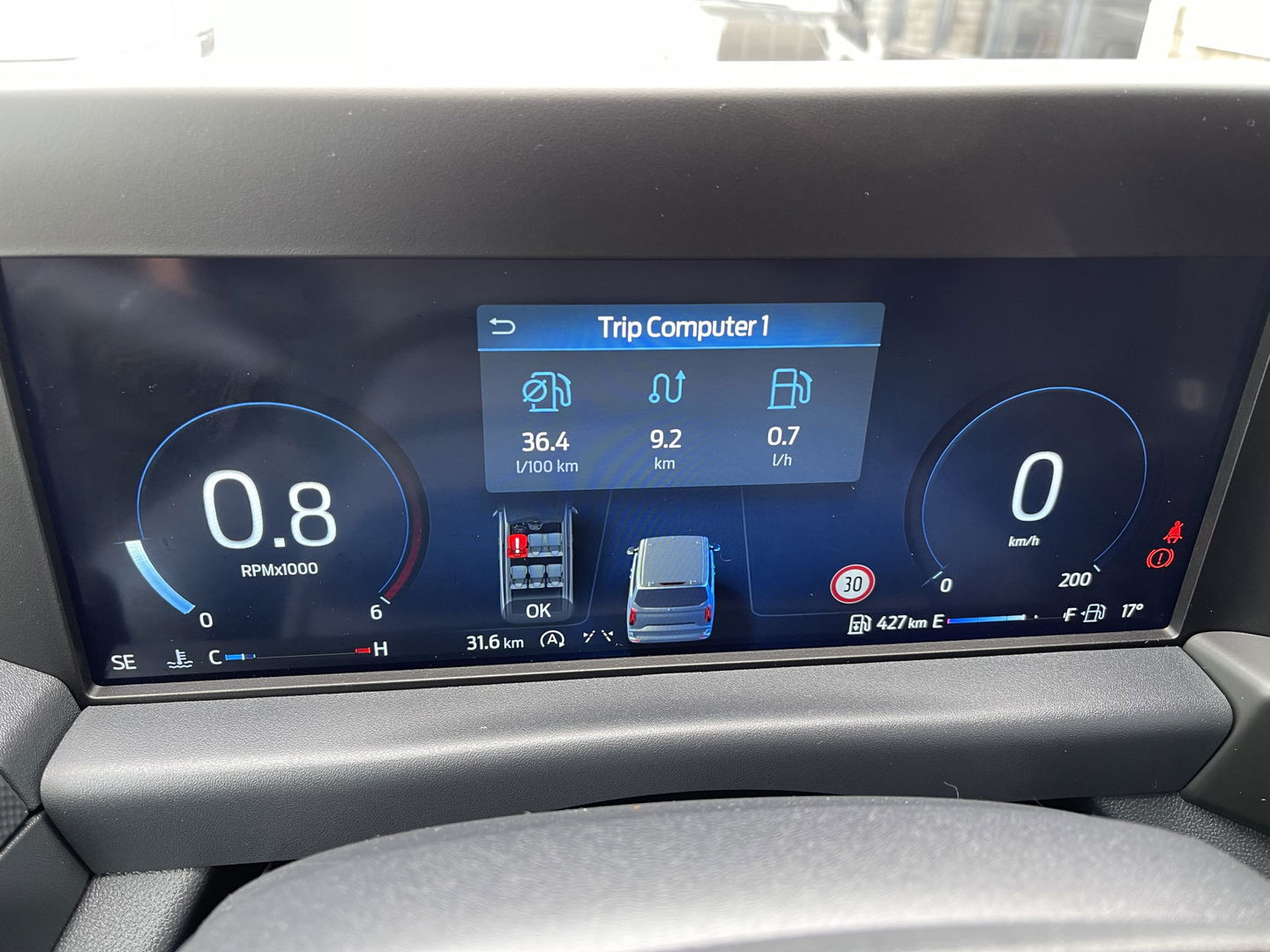 Ford Transit Custom 340 2.0 TDCI L2H1 Trend DC 6 persoons / NIEUW / bpm vrij / rijklaar € 39.950 ex btw / lease vanaf € 715 / direct leverbaar / airco / cruise / apple carplay / camera / magnetic grey metallic