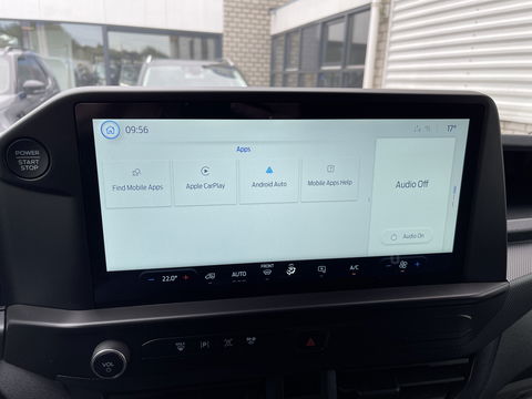 Ford Transit Custom 340 2.0 TDCI L2H1 Trend DC 6 persoons / NIEUW / bpm vrij / rijklaar € 39.950 ex btw / lease vanaf € 715 / direct leverbaar / airco / cruise / apple carplay / camera / magnetic grey metallic