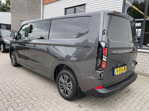 Ford Transit Custom 340 2.0 TDCI L2H1 Trend DC 6 persoons / NIEUW / bpm vrij / rijklaar € 39.950 ex btw / lease vanaf € 715 / direct leverbaar / airco / cruise / apple carplay / camera / magnetic grey metallic