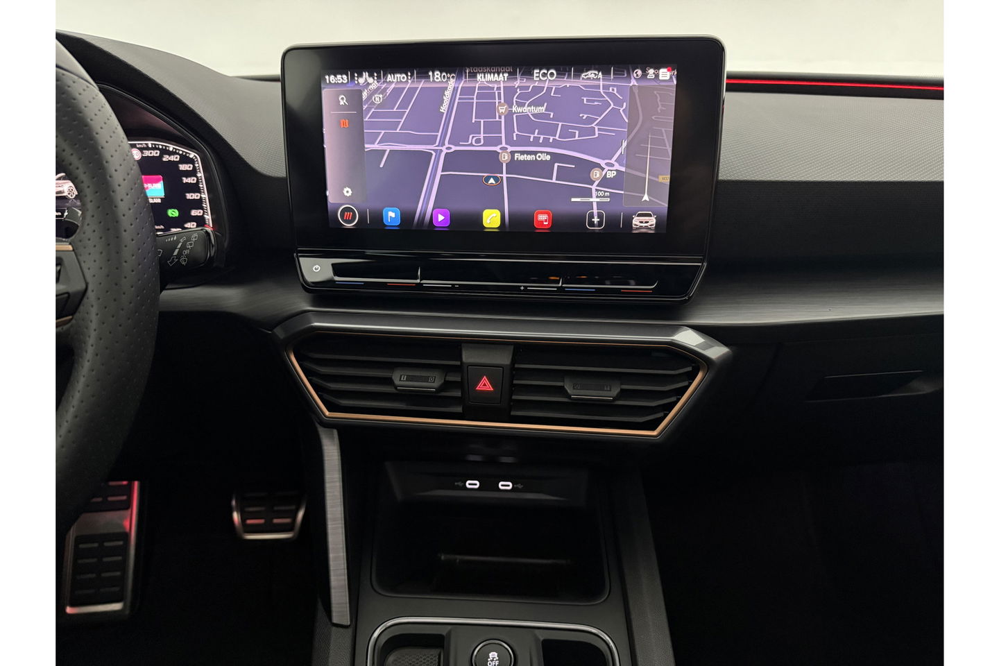 CUPRA Leon Sportstourer 1.4 e-Hybrid VZ Performance 245PK Pano Memory Sfeerverl. LED Camera Carplay Virtual Clima Cruise 19"LMV Navi PDC