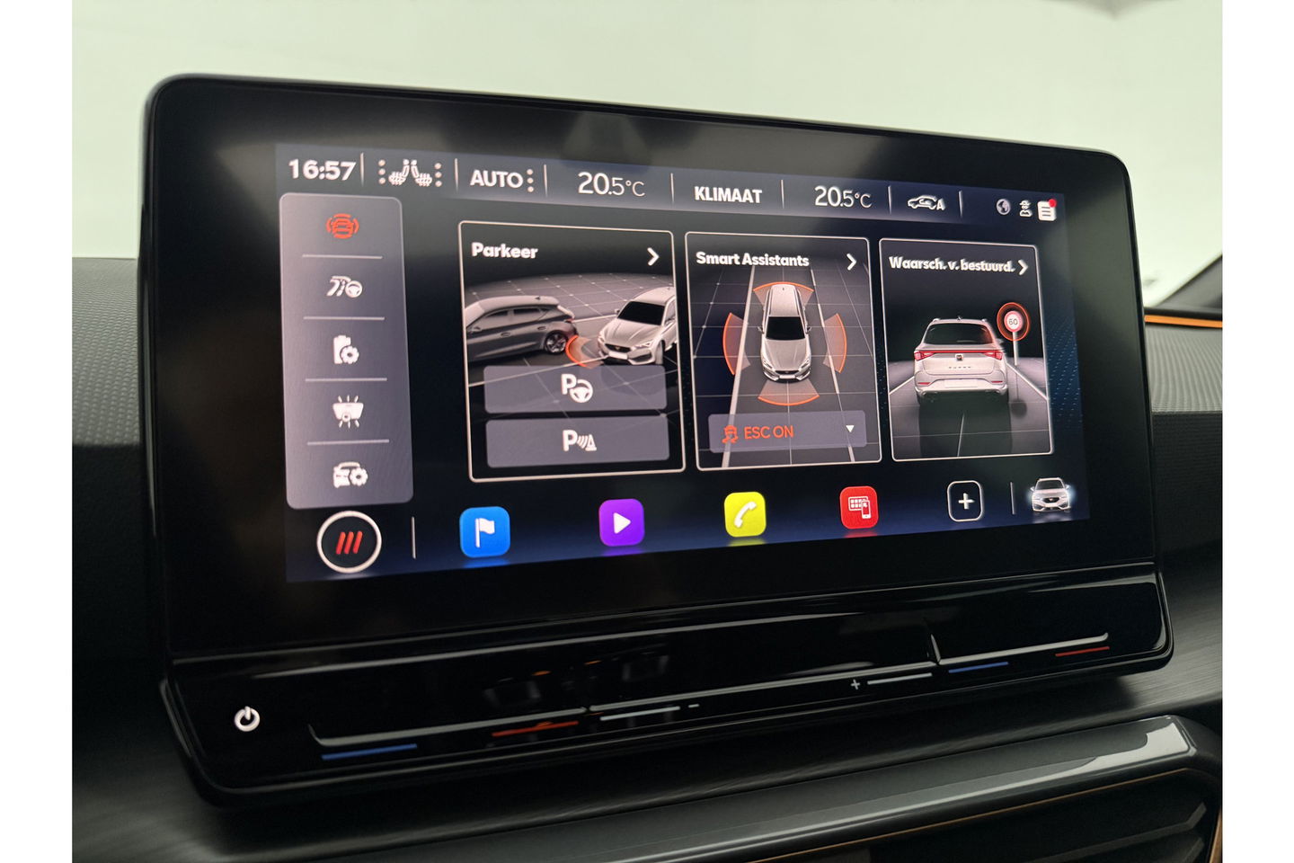 CUPRA Leon Sportstourer 1.4 e-Hybrid VZ Performance 245PK Pano Memory Sfeerverl. LED Camera Carplay Virtual Clima Cruise 19"LMV Navi PDC