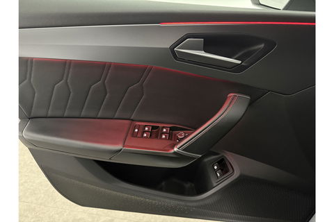 CUPRA Leon Sportstourer 1.4 e-Hybrid VZ Performance 245PK Pano Memory Sfeerverl. LED Camera Carplay Virtual Clima Cruise 19"LMV Navi PDC