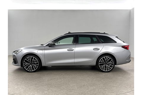 CUPRA Leon Sportstourer 1.4 e-Hybrid VZ Performance 245PK Pano Memory Sfeerverl. LED Camera Carplay Virtual Clima Cruise 19"LMV Navi PDC