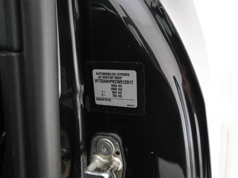 Citroën DS3 1.6 e-HDi So Chic *NAVI-FULLMAP | SPORT-SEATS | ECC | MICROFIBRE | PDC | CRUISE | RADIO-CD | TOWBAR*