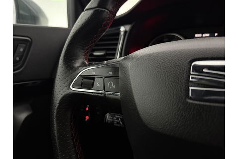 SEAT Ateca 1.5 TSI FR Business Intense 150PK 360Camera Sfeerverl. Carplay Virtual LED Clima Cruise Navi  PDC 19"LMV