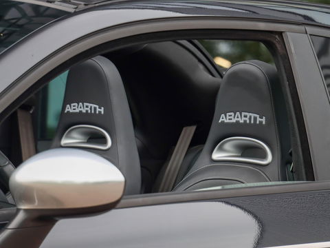 Abarth 595 C 1.4 T-Jet 165 Abarth Turismo Automaat