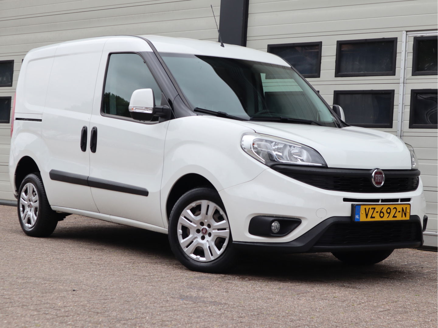 Fiat Dobló Cargo 1.3 MJ 95pk Euro 6 - Navi - Airco - Trekhaak - NAP