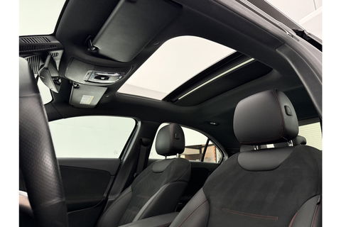 Mercedes-Benz A-Klasse 200 AMG 164PK Pano LED Virtual Clima Cruise Camera Carplay Navi PDC 18"LMV