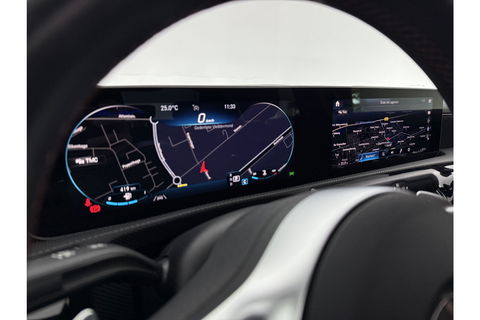 Mercedes-Benz A-Klasse 200 AMG 164PK Pano LED Virtual Clima Cruise Camera Carplay Navi PDC 18"LMV