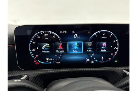 Mercedes-Benz A-Klasse 200 AMG 164PK Pano LED Virtual Clima Cruise Camera Carplay Navi PDC 18"LMV