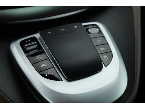 Mercedes-Benz V-Klasse 300d 4-MATIC Lang Avantgarde 7pers. | Pano | AMG Pack | Elek. schuideuren | 360cam | Stoelventi. | Burmester | Memory seats