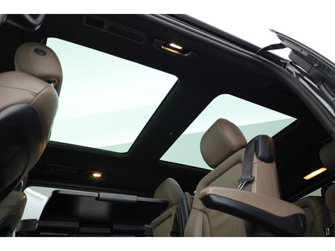 Mercedes-Benz V-Klasse 300d 4-MATIC Lang Avantgarde 7pers. | Pano | AMG Pack | Elek. schuideuren | 360cam | Stoelventi. | Burmester | Memory seats
